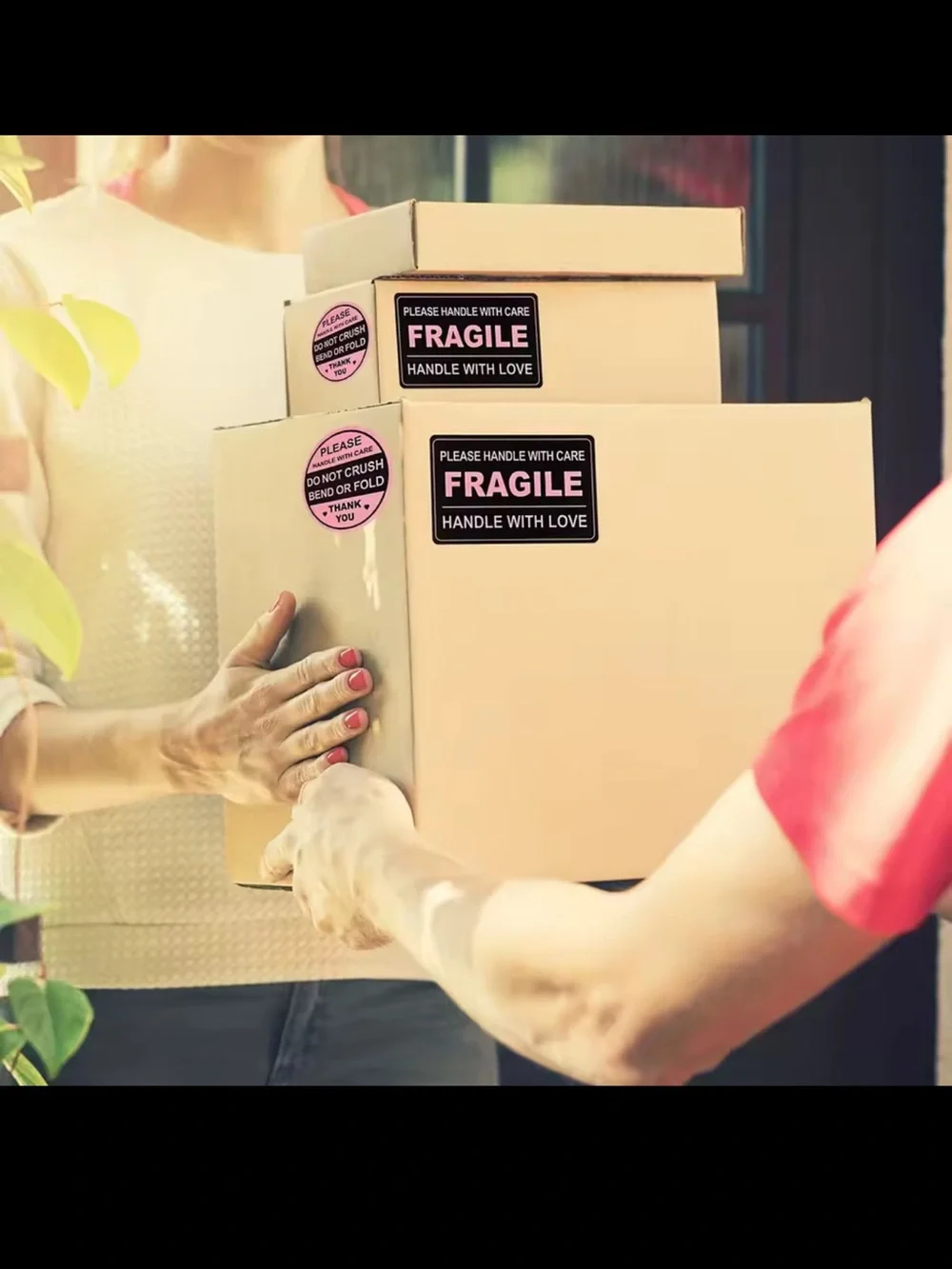 100 Fragile Handle With Love Pink & Black Shipping Stickers